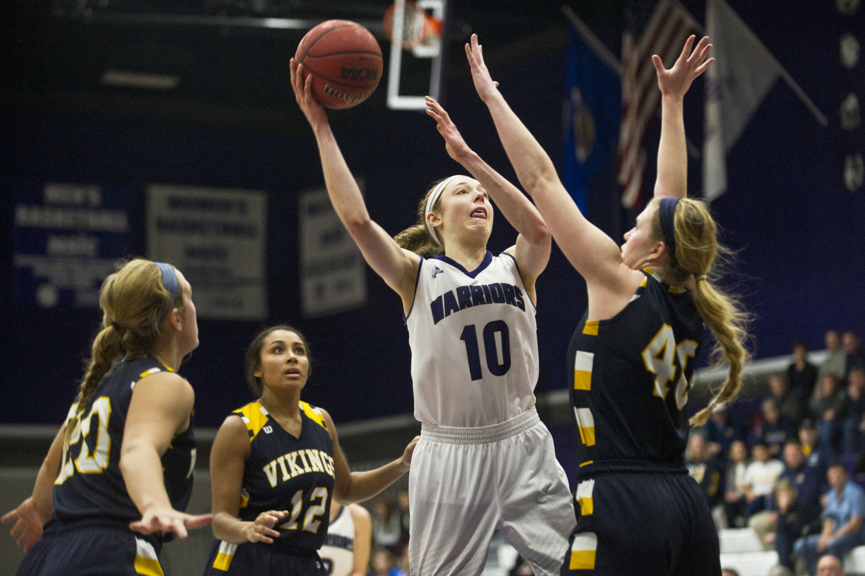WSU v. Augustana 09
